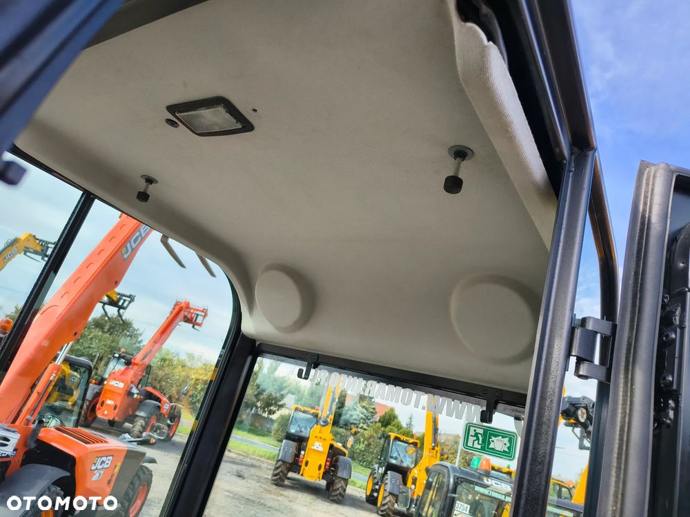 JCB 16C-1 2020r - 23