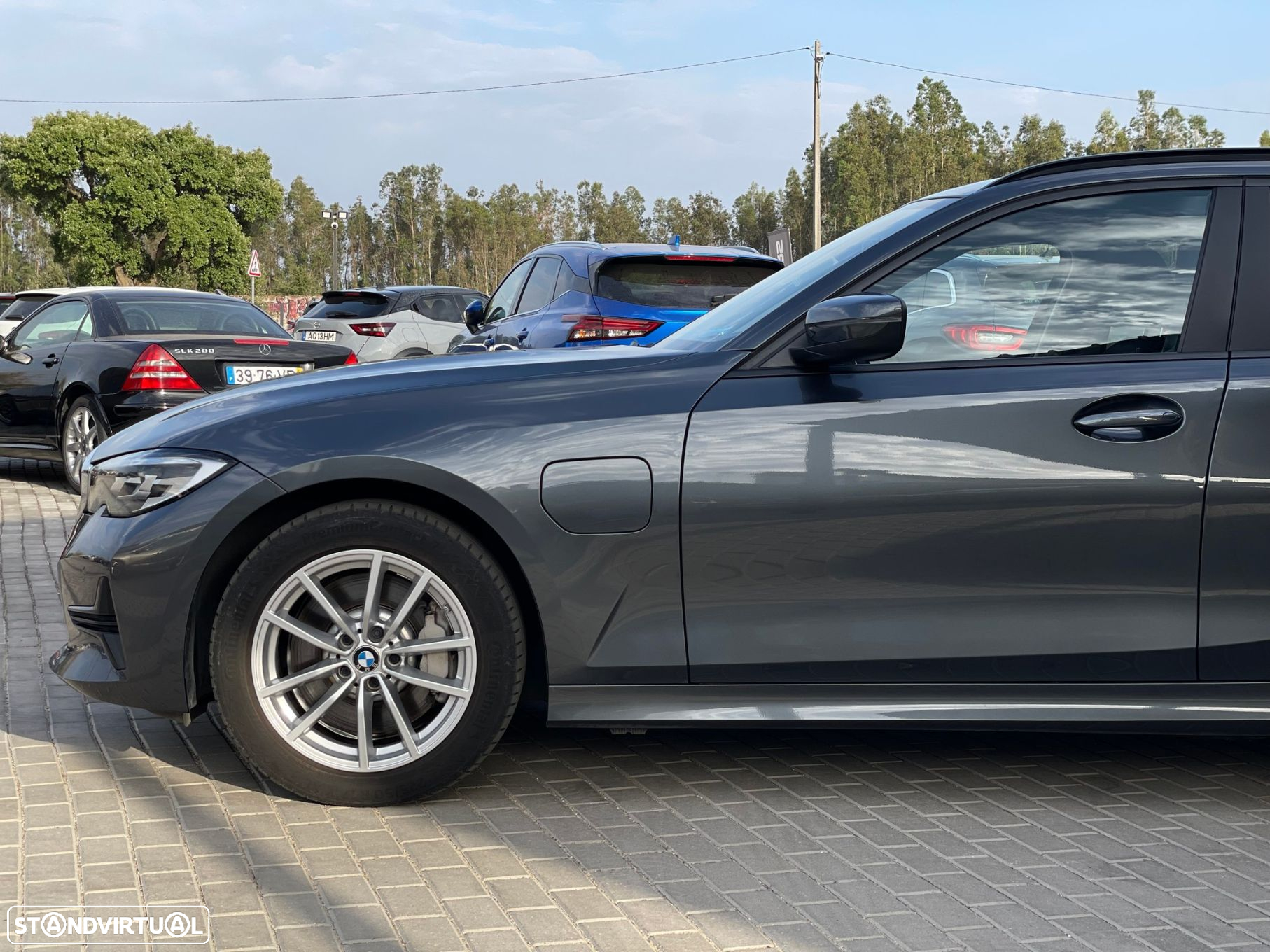 BMW 330 e Touring Corporate Edition Auto - 3