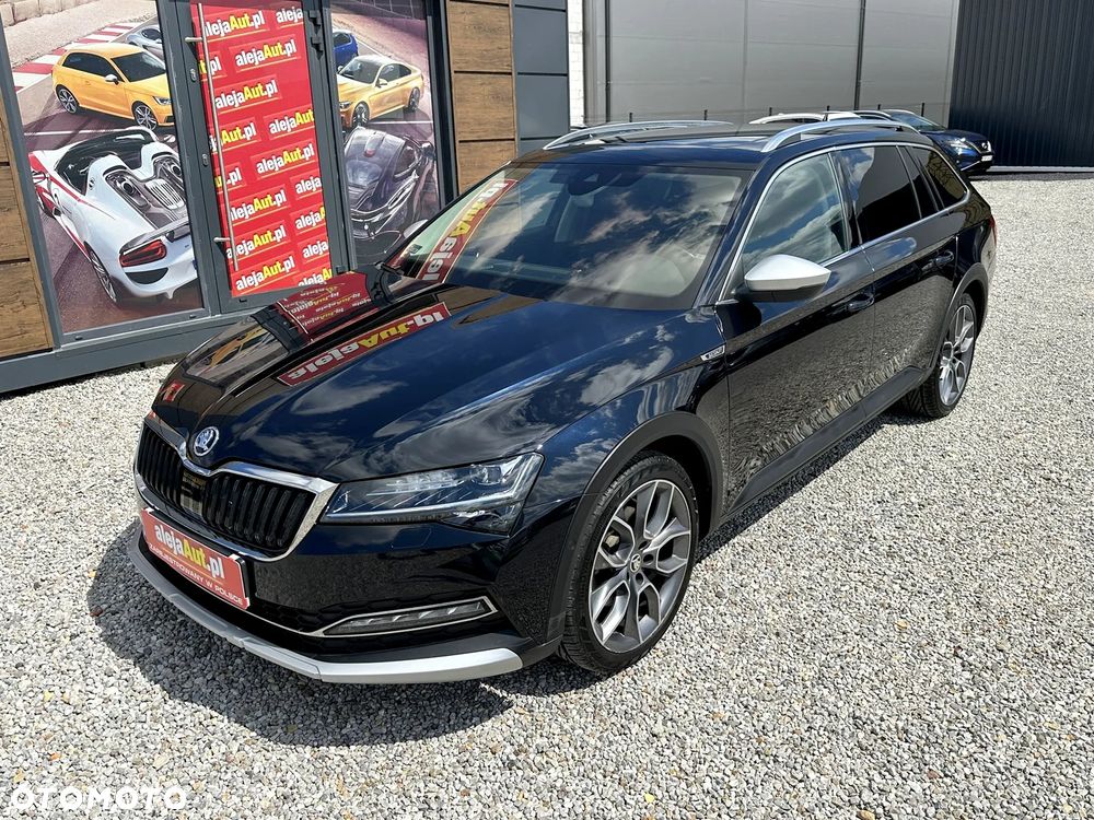Skoda Superb 2.0 TDI SCR 4x4 Scout DSG - 2