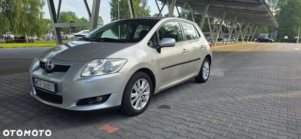 Toyota Auris 2.0 D-4D Premium - 3