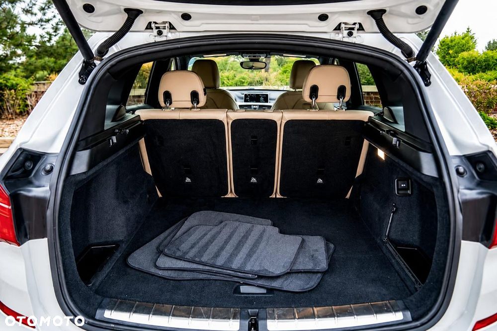 BMW X1 xDrive25i M Sport - 17