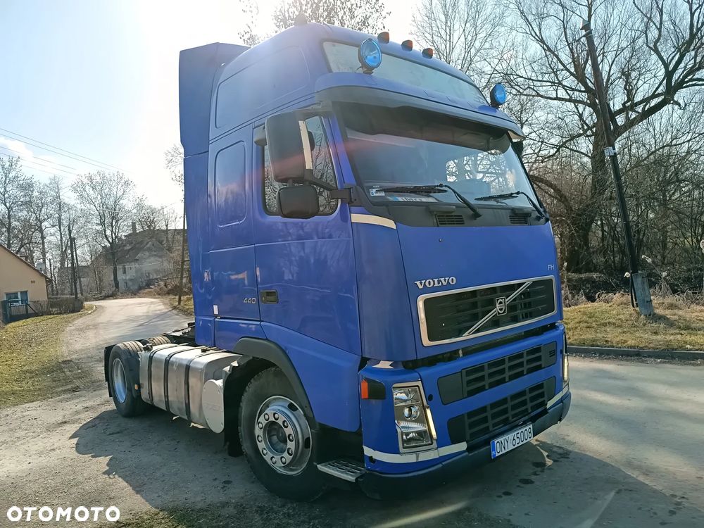 Volvo FH 440 STANDARD MANUAL LODÓWKA KLIMA - 2