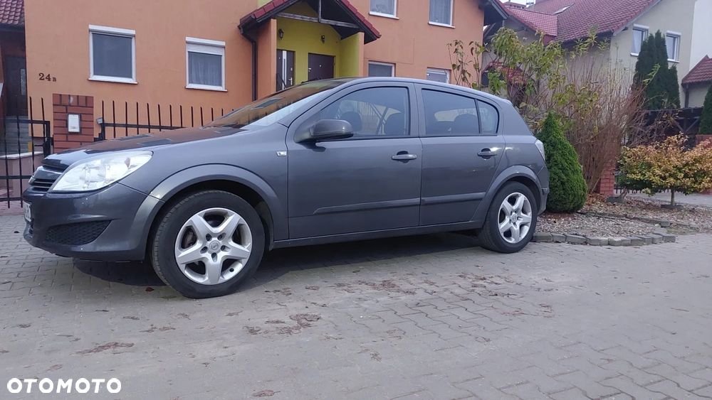 Opel Astra 1.6 Cosmo - 4