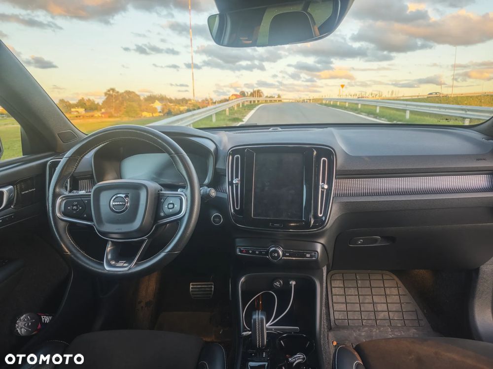 Volvo XC 40 T5 AWD Geartronic R-Design - 8