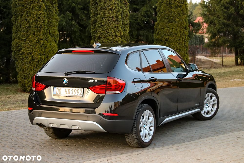 BMW X1 sDrive18d xLine - 16