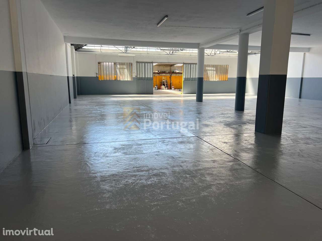 Loja/Pavilhão com 700m² na zona da CONSTITUIÇÃO - Grande imagem: 4/9