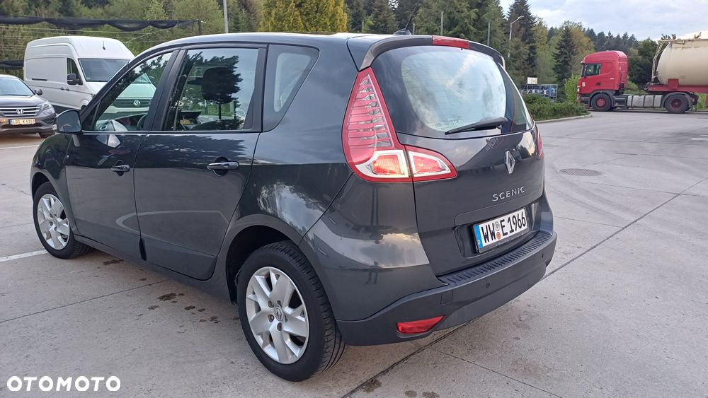 Renault Scenic 1.6 16V 110 TomTom Edition - 8