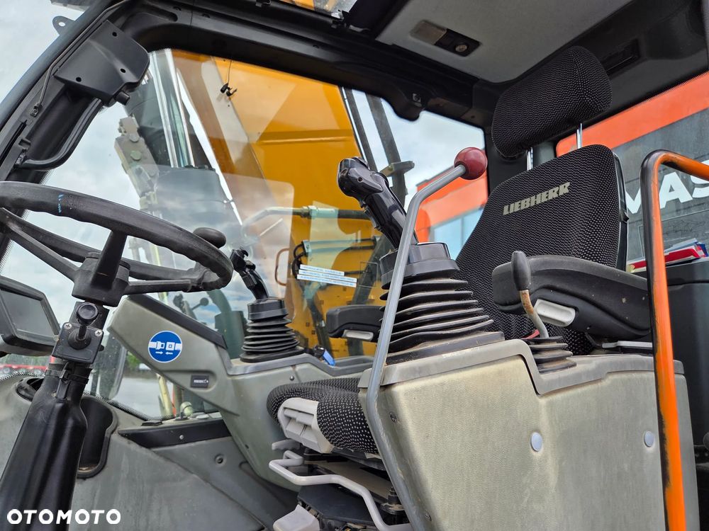 Liebherr A 916 / z Niemiec / - 9