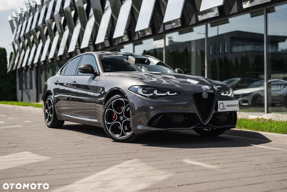 Alfa Romeo Giulia - 2