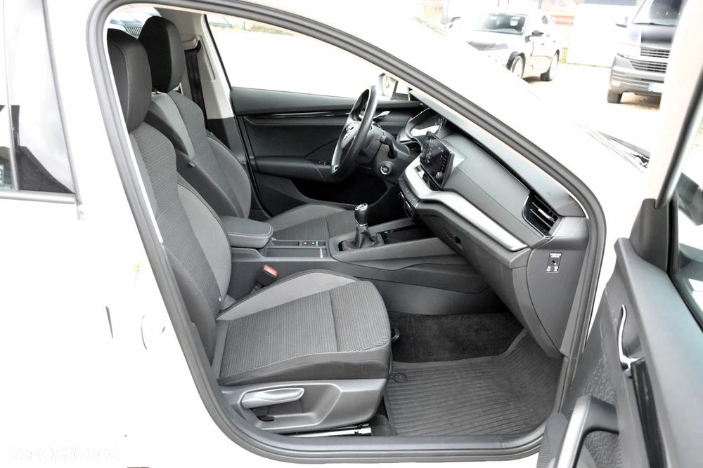 Skoda Octavia 1.5 TSI ACT Ambition - 15