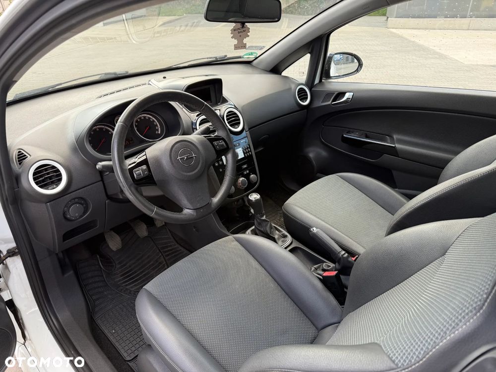 Opel Corsa 1.2 16V Limited Edition - 7