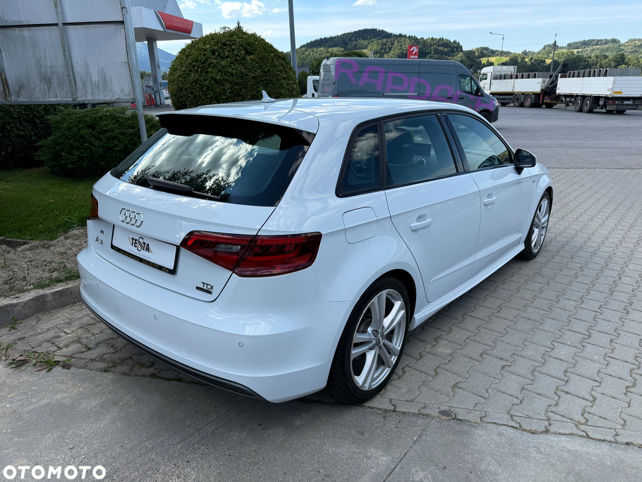 Audi A3 Sportback 2.0 TDI (clean diesel) quattro S tronic S line Sportpaket - 5