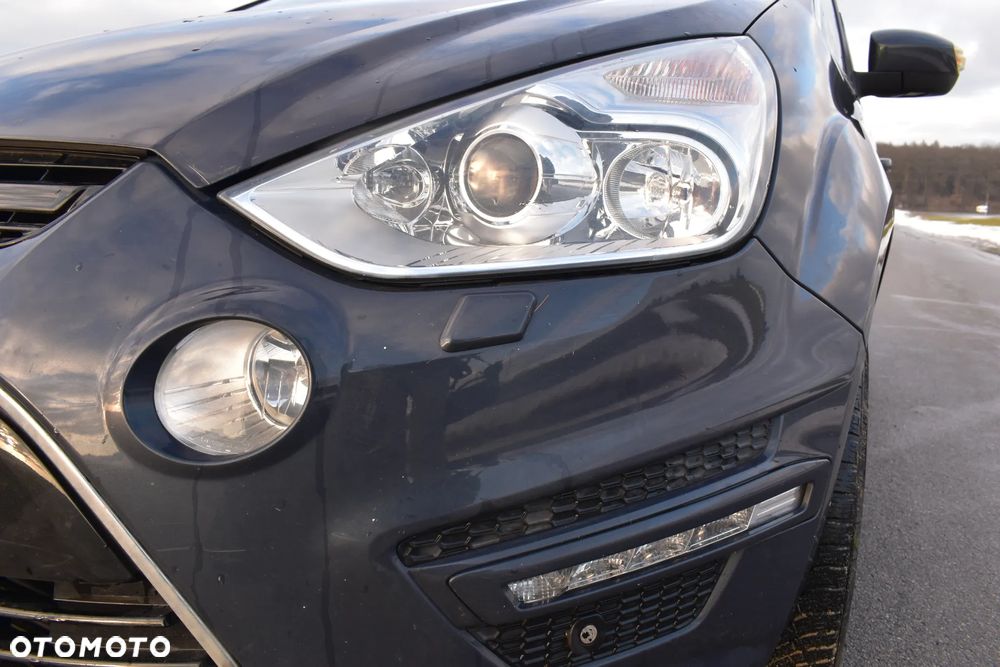 Ford S-Max 2.0 TDCi DPF Champions Edition - 17