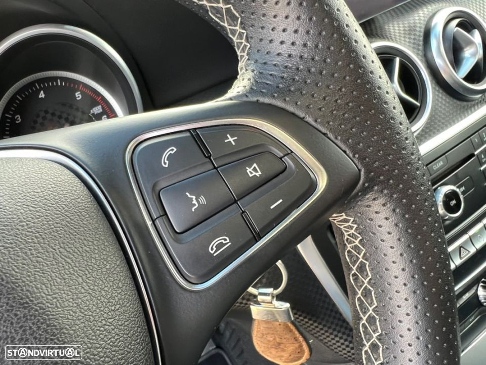 Mercedes-Benz A 180 d Fleet Pack Urban - 32