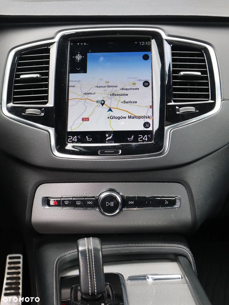 Volvo XC 90 T8 AWD Plug-In Hybrid R-Design 7os - 12