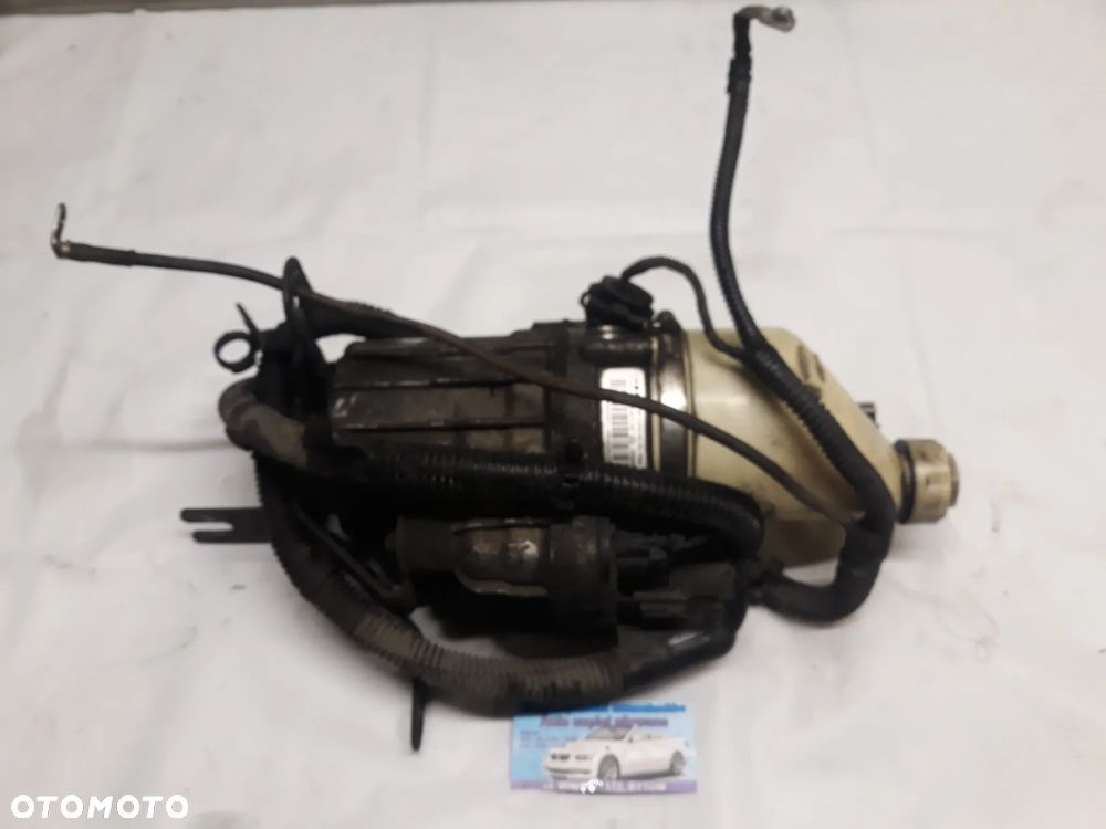 POMPA WSPOMAGANIA OPEL ZAFIRA B 1,9 CDTI  13192897 - 1