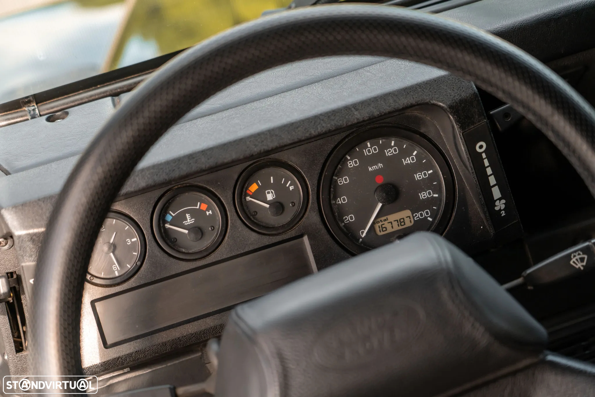 Land Rover Defender 110 SW 2.5 Td5 SE - 28