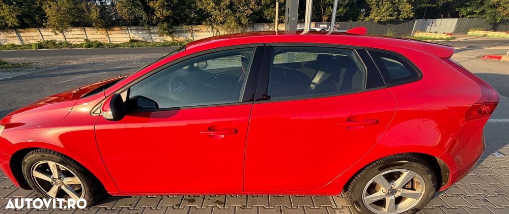 Volvo V40 D2 Basic - 6