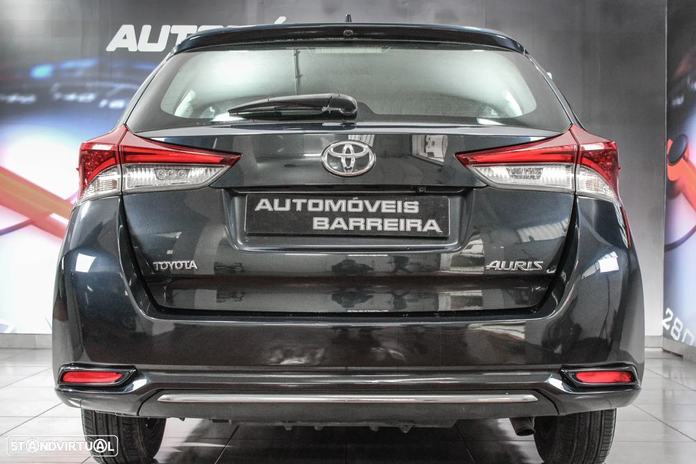 Toyota Auris Touring Sports 1.4 D-4D Comfort - 17