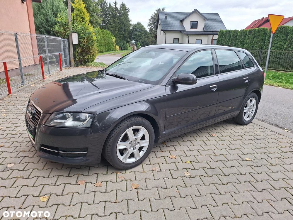 Audi A3 Sportback - 8