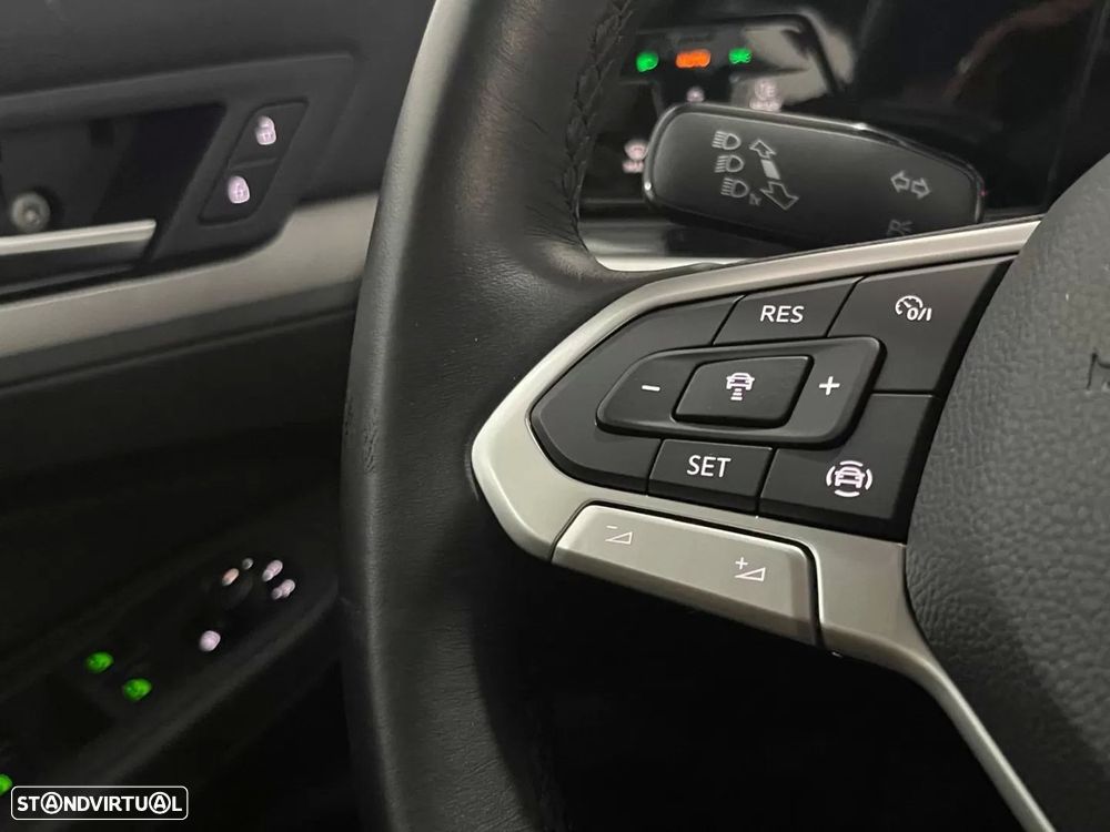 VW Golf 1.0 TSI - 12