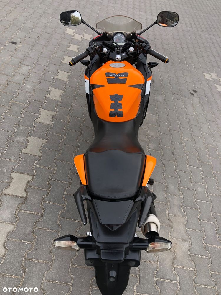 Honda CBR - 13
