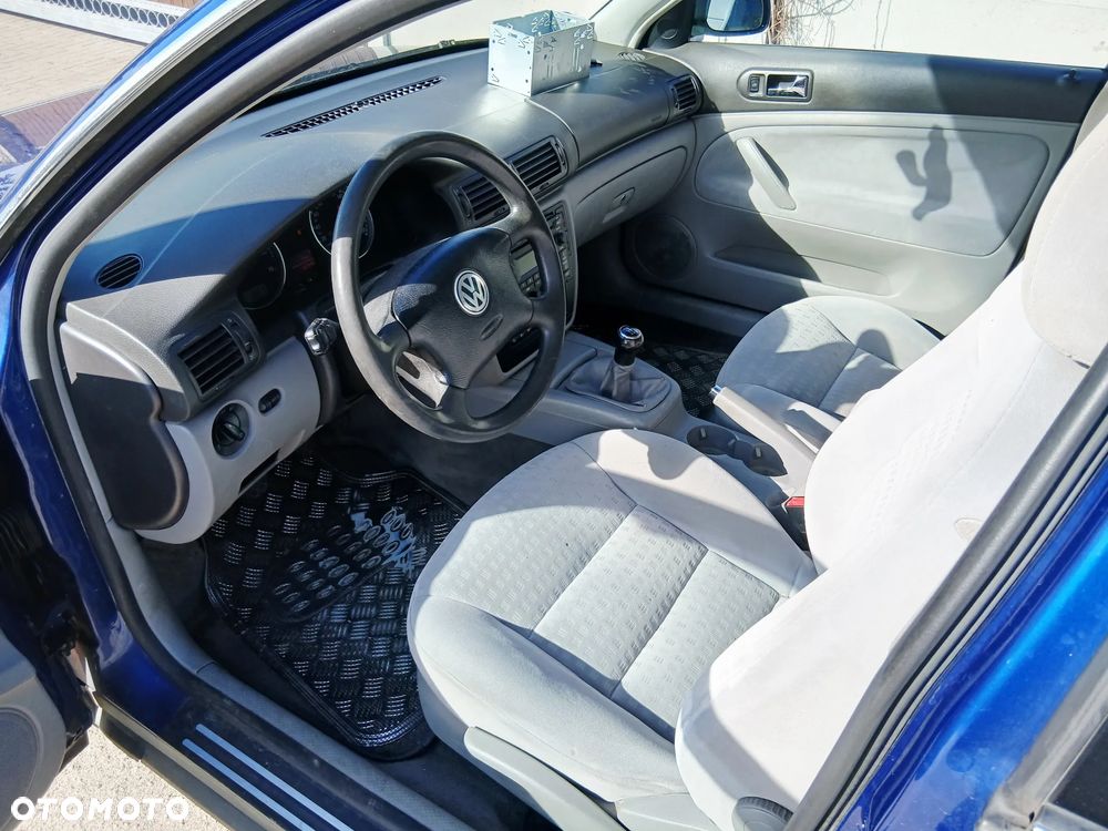 Volkswagen Passat 2.0 - 5