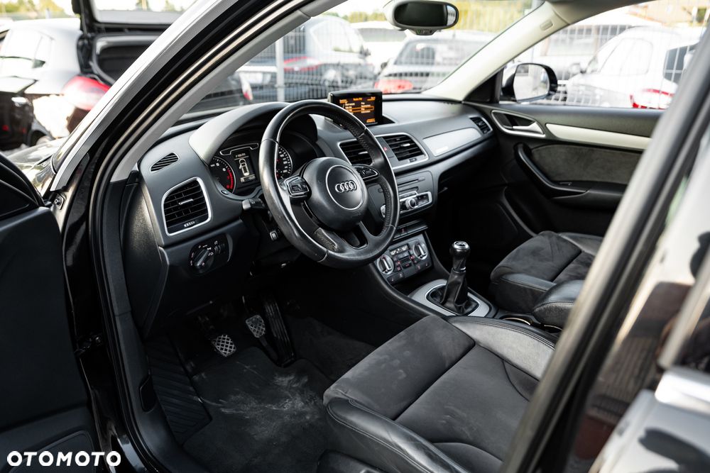 Audi Q3 2.0 TFSI Quattro - 16
