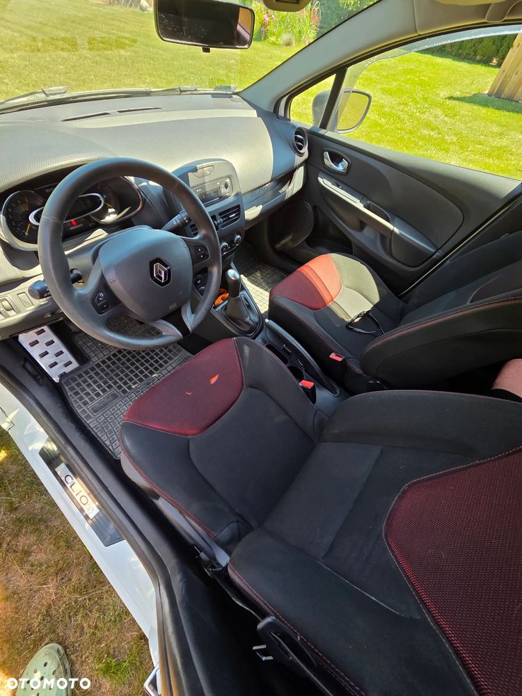 Renault Clio 1.2 16V Life - 13