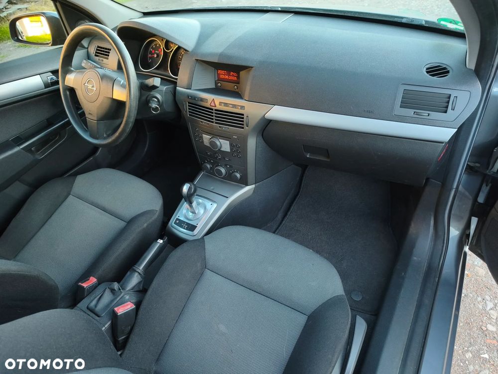 Opel Astra 1.6 Sport Easytronic - 11