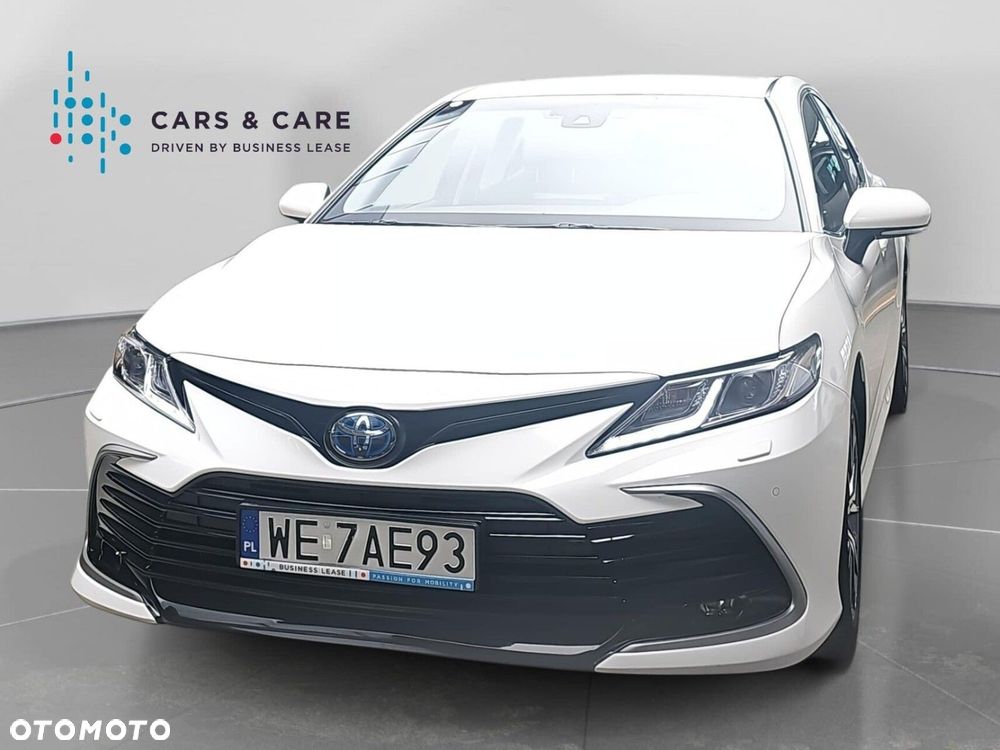 Toyota Camry 2.5 Hybrid Prestige CVT - 2