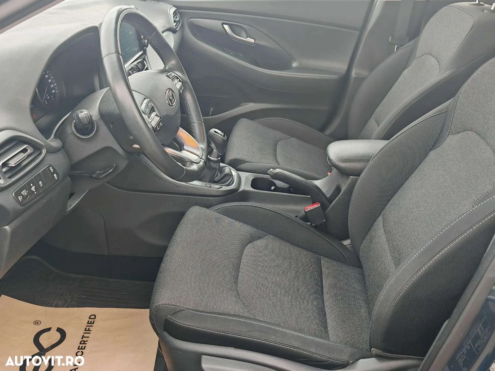 Hyundai i30 1.5 110CP M/T Highway - 9