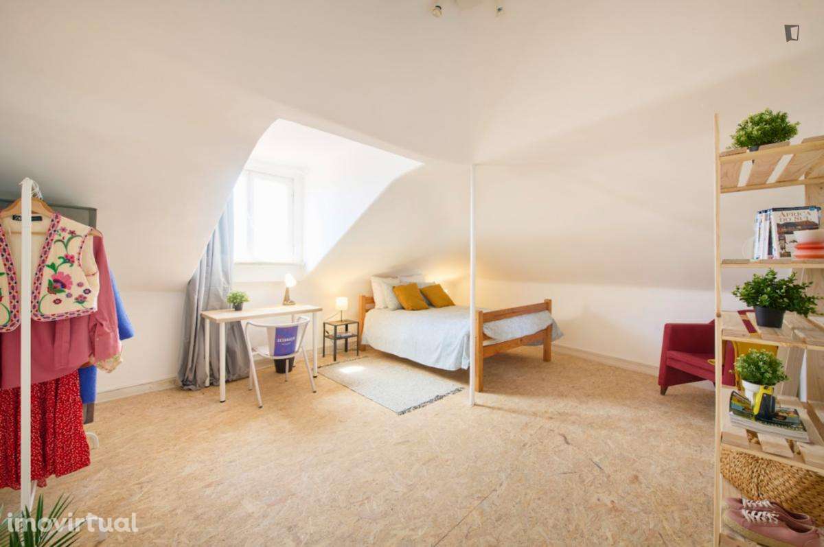 Quarto - localizado em São Bento Lisbon - Grande imagem: 2/32