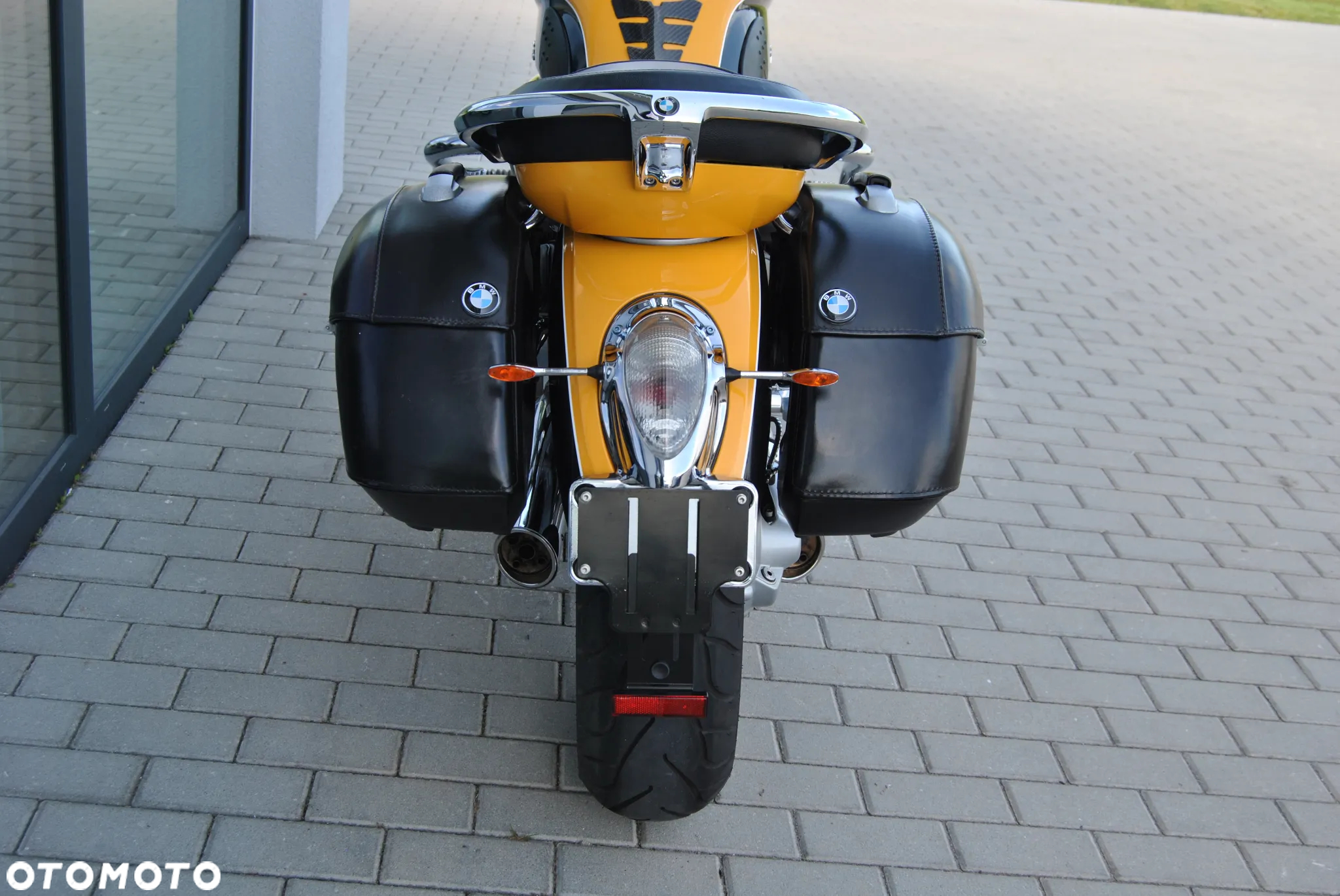 BMW R - 9