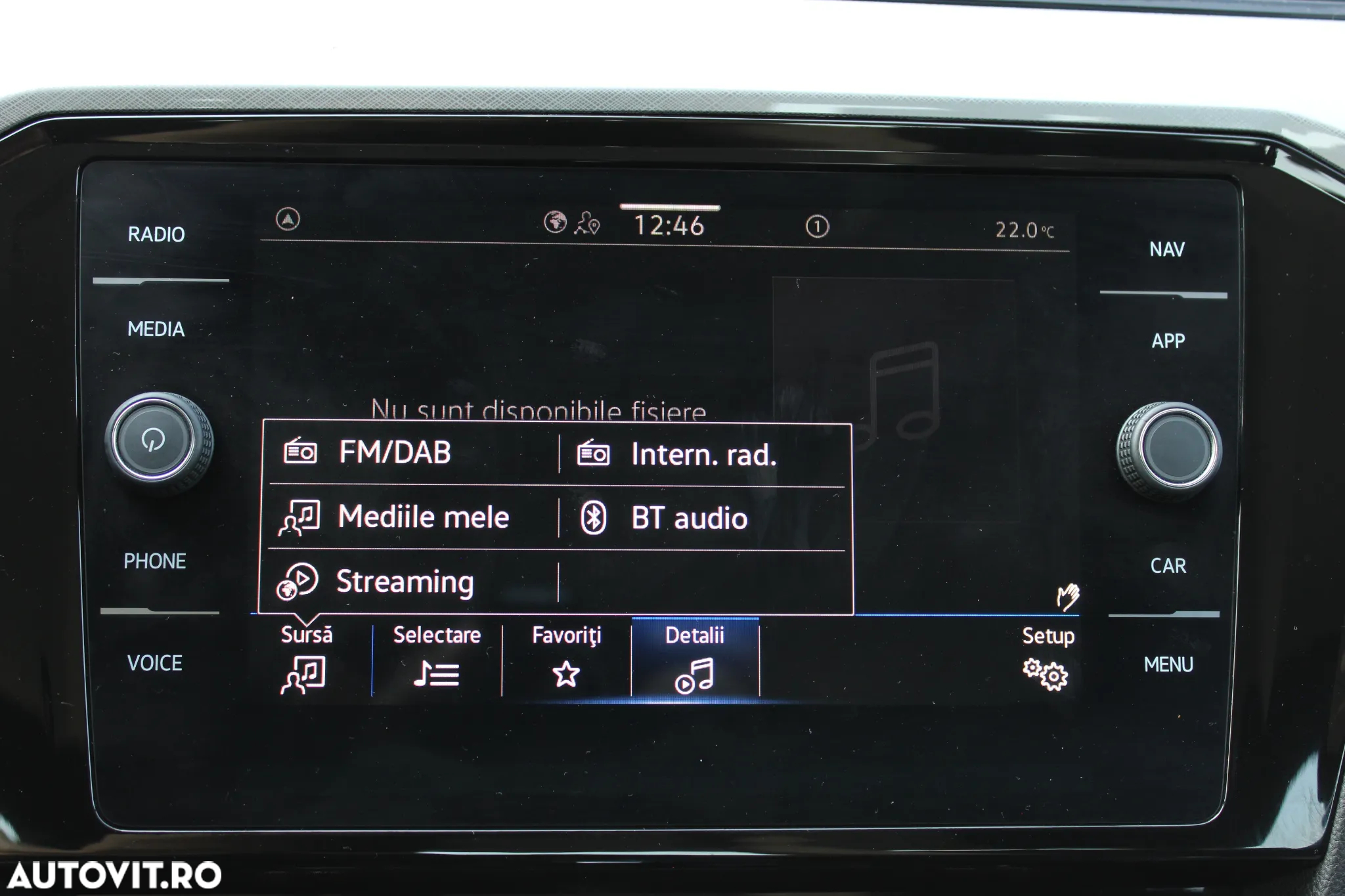 Volkswagen Passat 2.0 TDI DSG Comfortline - 32