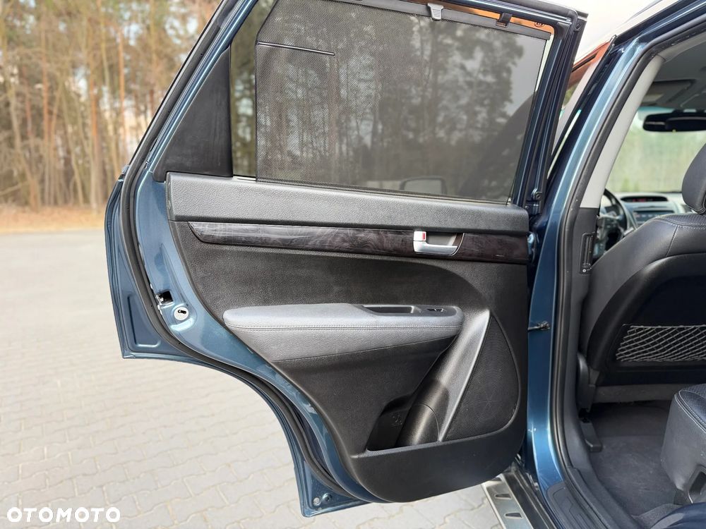 Kia Sorento 2.4 GDI XL 7os - 30