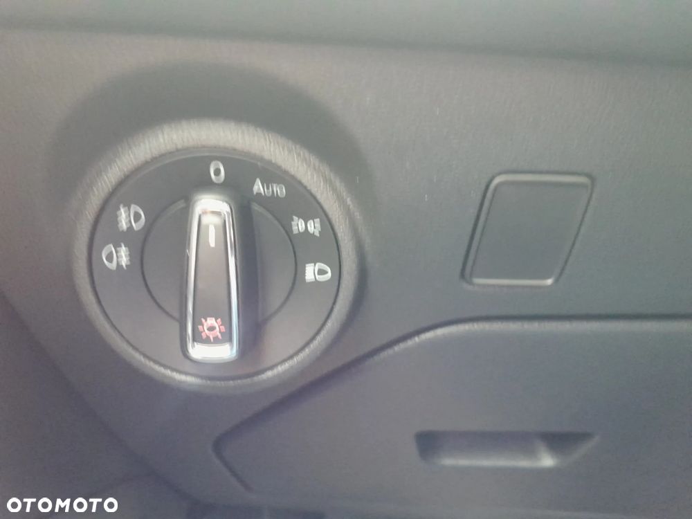 Seat Leon 2.0 TDI DPF Ecomotive FR - 22