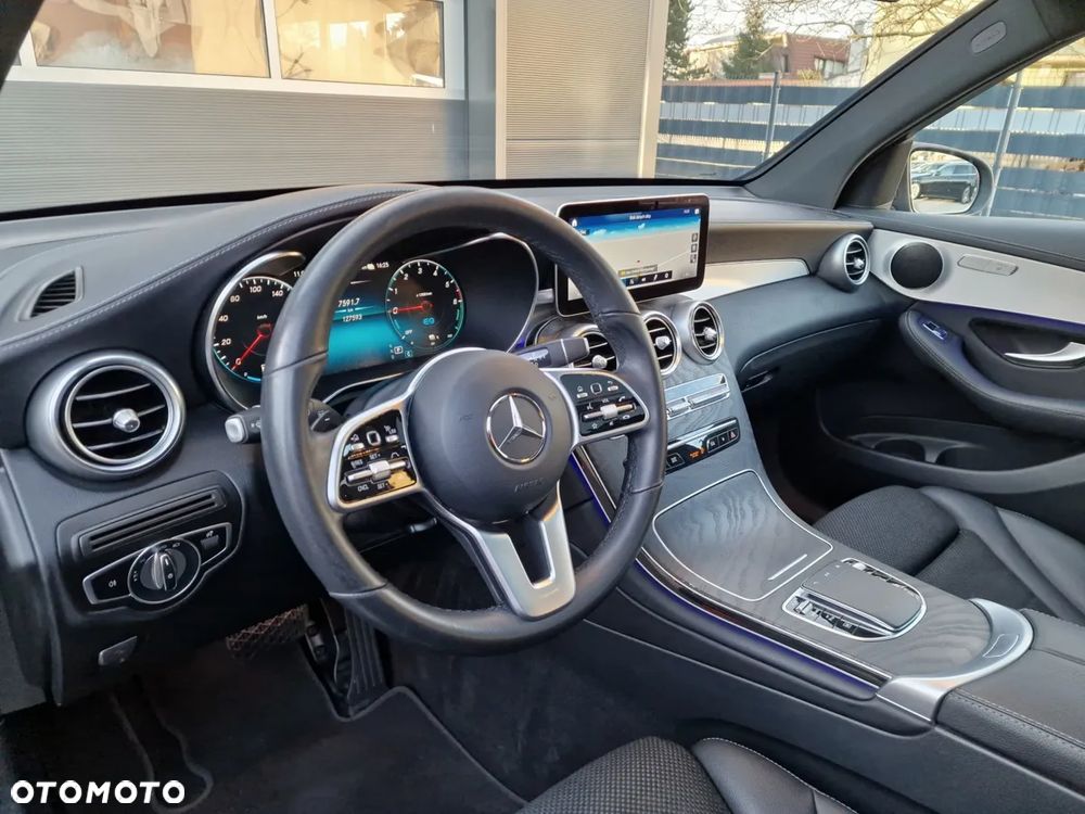 Mercedes-Benz GLC - 17