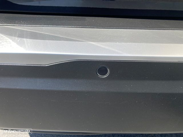 Peugeot 2008 1.5 BlueHDi GT EAT8 - 12