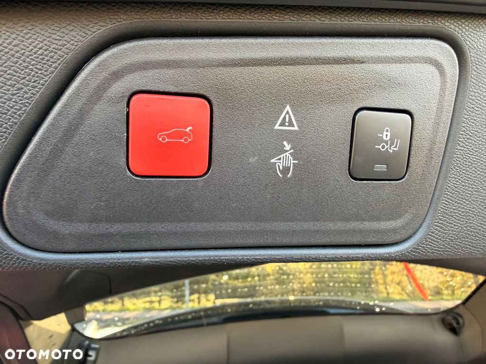 Peugeot 3008 PureTech 130 Stop & Start GPF EAT8 Allure Business-Paket - 35