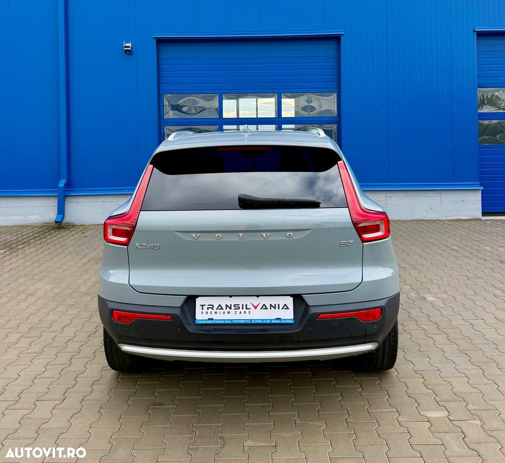 Volvo XC 40 B3 B DKG Core - 17