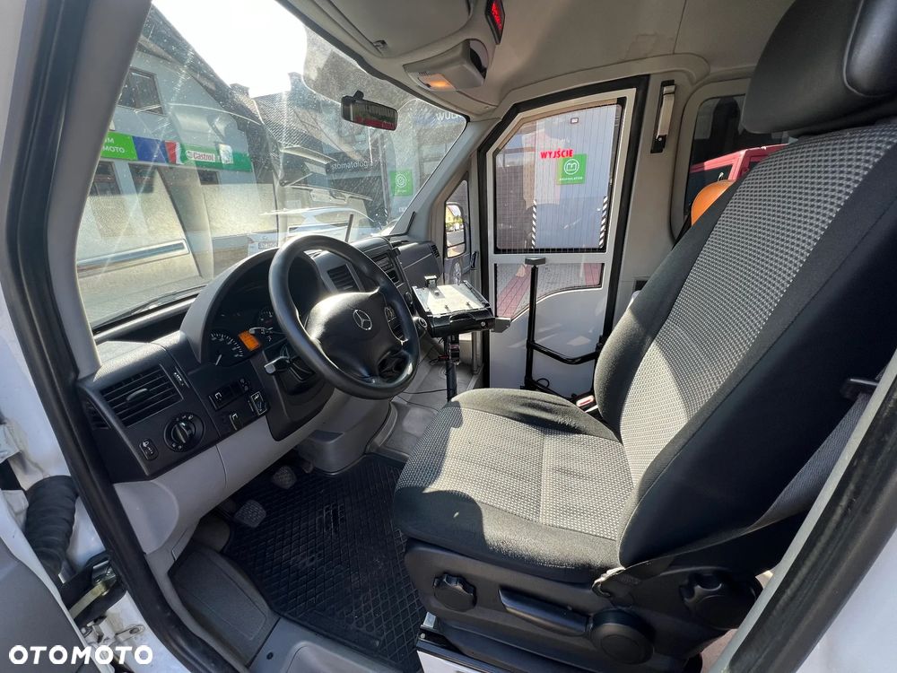 Mercedes-Benz Sprinter - 7