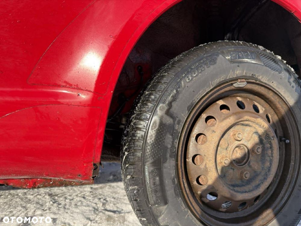 Toyota Yaris 1.0 Terra - 9