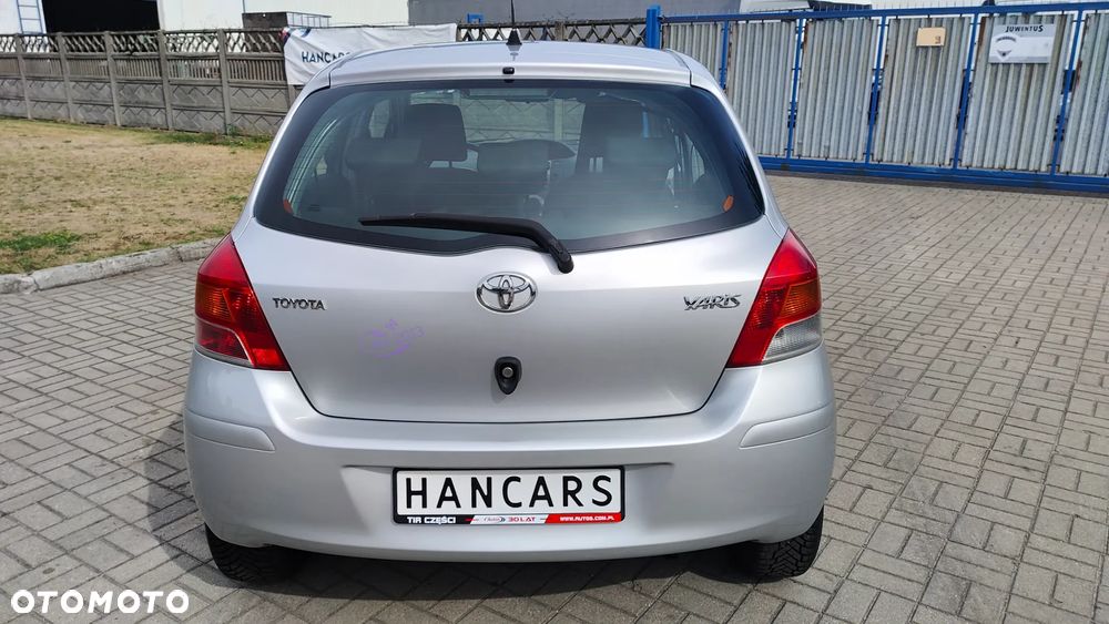 Toyota Yaris 1.0 VVT-i Cool - 5