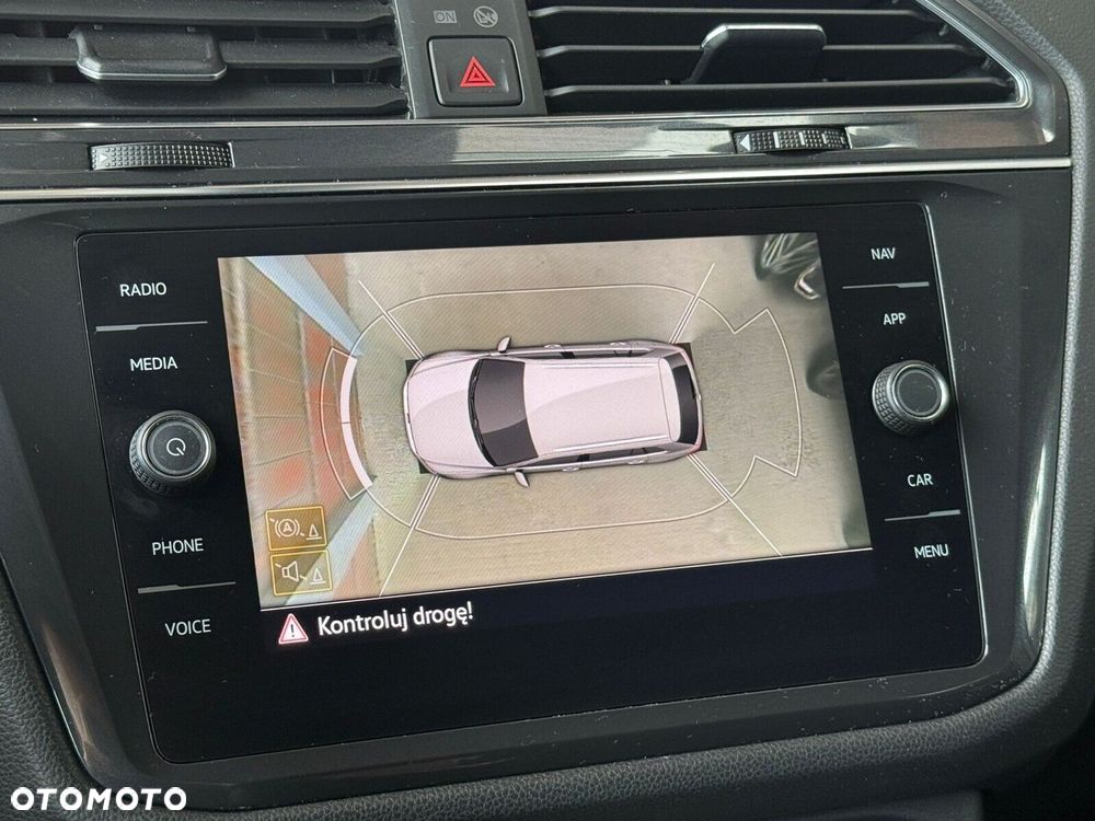 Volkswagen Tiguan - 28