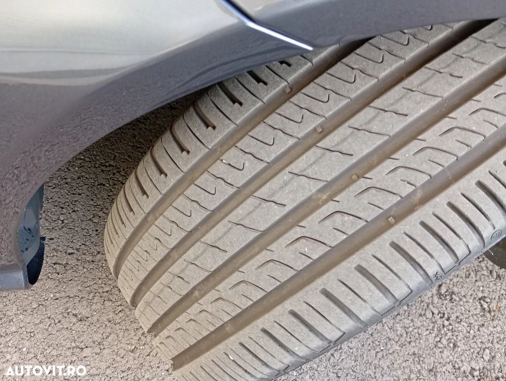 Mercedes-Benz E 250 Aut. - 11