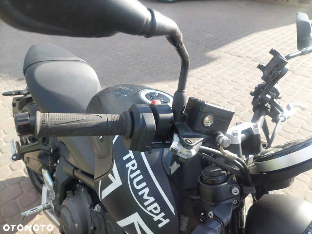 Triumph Trident - 8