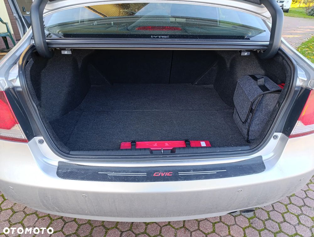 Honda Civic 1.8 Comfort - 9