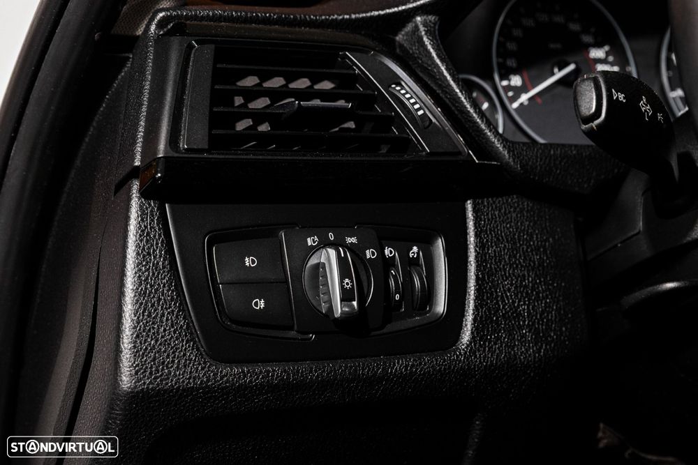 BMW 320 - 18