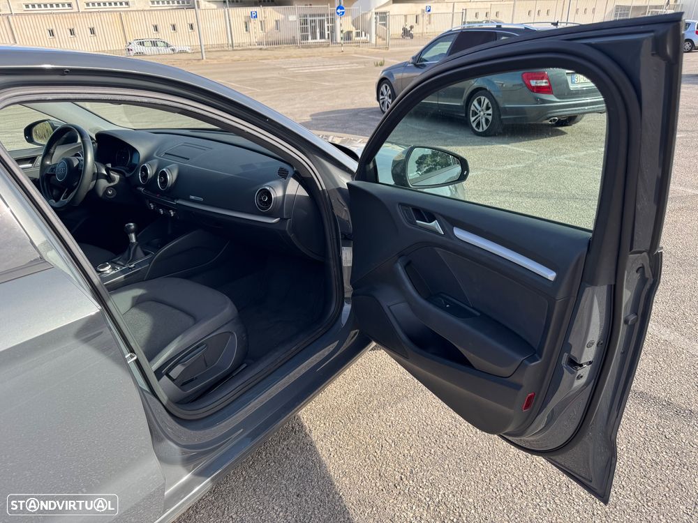 Audi A3 Limousine 30 TDI - 10